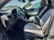 ✅ 2021 Chevrolet Equinox LS • VIN: 3GNAXHEV0MS133303 • Lot: 80878105. Wystawiony na Copart z przebiegiem 51 720 mil. Bezpłatny archiwum sprzedaży aukcyjnych z USA i szczegółowy raport historii pojazdu na DreamBid. Zdjęcie 7.