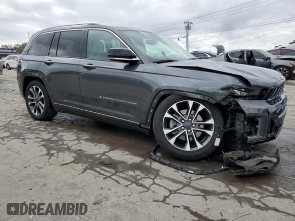 ✅ 2022 Jeep Grand Cherokee Overland • VIN: 1C4RJYD69N8724716 • Lot: 79042354. Listed on Copart with 30,893 mi. Free auction sales archive from the USA and detailed vehicle history report at DreamBid. Image 4.