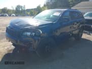 ✅ 2019 Jeep Grand Cherokee Altitude • VIN: 1C4RJFAG6KC786424 • Lot: 43420353. Wystawiony na IAAI z przebiegiem 76 367 mil. Bezpłatny archiwum sprzedaży aukcyjnych z USA i szczegółowy raport historii pojazdu na DreamBid. Zdjęcie 22.