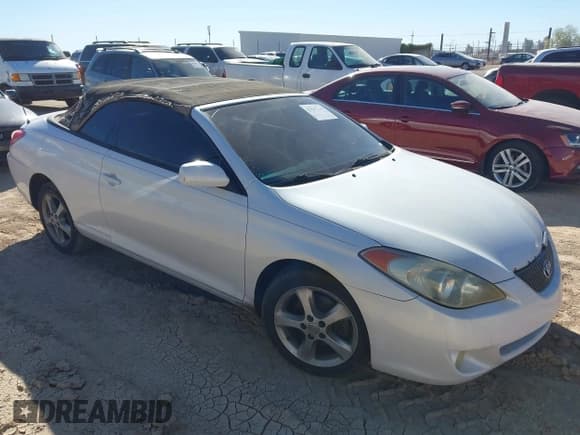 ✅ 2005 Toyota Solara SLE • VIN: 4T1FA38P25U052400 • Lot: 43567116. Listed on IAAI with 200,679 mi. Free auction sales archive from the USA and detailed vehicle history report at DreamBid. Image 1.