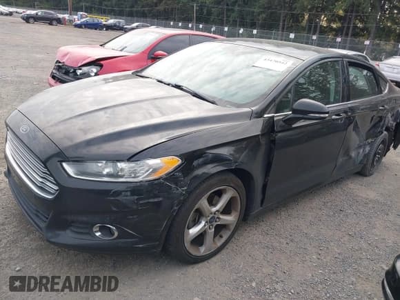 ✅ 2016 Ford Fusion SE • VIN: 3FA6P0H77GR200798 • Лот: 43470542. Опубликован ранее на IAAI с пробегом 166 579 миль. Бесплатный доступ к архиву аукционных продаж из США и подробный отчёт об истории автомобиля на DreamBid. Изображение 2.