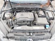 ✅ 2019 Volkswagen Golf S • VIN: 3VWH17AU7KM520624 • Lot: 41829713. Wystawiony na IAAI z przebiegiem 55 985 mil. Bezpłatny archiwum sprzedaży aukcyjnych z USA i szczegółowy raport historii pojazdu na DreamBid. Zdjęcie 10.