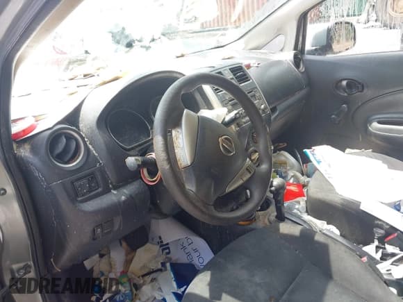 ✅ 2014 Nissan Note SV • VIN: 3N1CE2CPXEL436712 • Lot: 42877358. Listed on IAAI with Not provided. Free auction sales archive from the USA and detailed vehicle history report at DreamBid. Image 6.