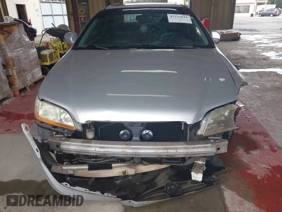 2001 Honda Accord EX с VIN 1HGCG22561A002006, выставлен на аукционе IAAI как лот 43515841 с пробегом 337 330 миль миль и . История ставок и продаж доступна на DreamBid. Изображение 12.