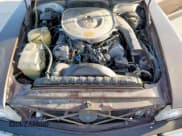 ✅ 1981 Mercedes-Benz 380 SL • VIN: WDBBA45A0BB007969 • Lot: 65242345. Wystawiony na Copart z przebiegiem 101 320 mil. Bezpłatny archiwum sprzedaży aukcyjnych z USA i szczegółowy raport historii pojazdu na DreamBid. Zdjęcie 11.