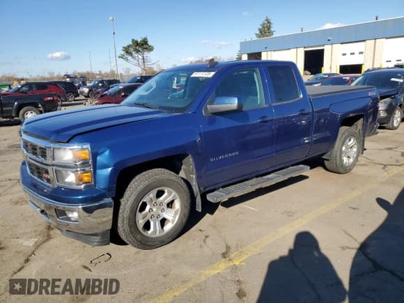 ✅ 2015 Chevrolet Silverado 1500 LT • VIN: 1GCVKRECXFZ435376 • Lot: 91172725. Wystawiony na Copart z przebiegiem 222 459 mil. Bezpłatny archiwum sprzedaży aukcyjnych z USA i szczegółowy raport historii pojazdu na DreamBid. Zdjęcie 1.
