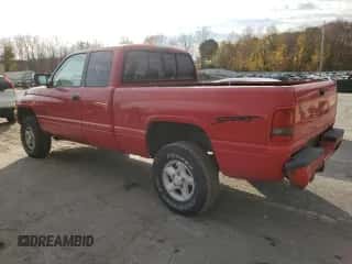 1997 Dodge 1500 с VIN 3B7HF13Z4VG831389, выставлен на аукционе Copart как лот 79265824 с пробегом 153 617 миль миль и Чистый • Clean title. История ставок и продаж доступна на DreamBid. Изображение 2.