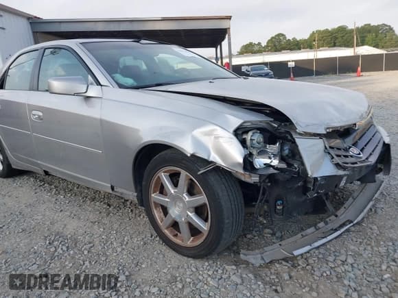 ✅ 2004 Cadillac CTS • VIN: 1G6DM577440184423 • Lot: 42879037. Wystawiony na IAAI z przebiegiem Nie podano. Bezpłatny archiwum sprzedaży aukcyjnych z USA i szczegółowy raport historii pojazdu na DreamBid. Zdjęcie 12.