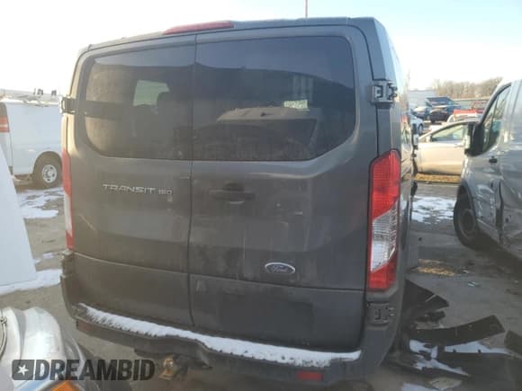 ✅ 2016 Ford Transit XL • VIN: 1FMZK1ZM2GKA87925 • Lot: 89156715. Wystawiony na Copart z przebiegiem 198 108 mil. Bezpłatny archiwum sprzedaży aukcyjnych z USA i szczegółowy raport historii pojazdu na DreamBid. Zdjęcie 6.