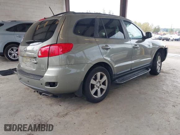 ✅ 2008 Hyundai Santa Fe SE • VIN: 5NMSH73E48H170293 • Lot: 43422685. Wystawiony na IAAI z przebiegiem 195 842 mil. Bezpłatny archiwum sprzedaży aukcyjnych z USA i szczegółowy raport historii pojazdu na DreamBid. Zdjęcie 4.