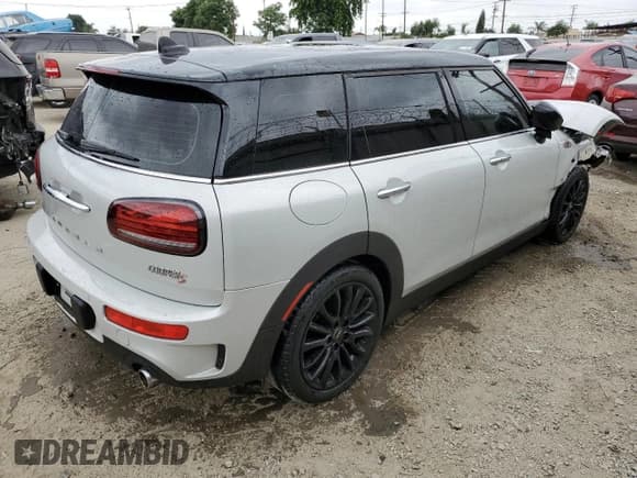 ✅ 2021 MINI Clubman Cooper S • VIN: WMWLV7C06M2P35513 • Lot: 65649685. Listed on Copart with 28,132 mi. Free auction sales archive from the USA and detailed vehicle history report at DreamBid. Image 3.