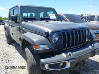 ✅ 2023 Jeep Gladiator Sport S • VIN: 1C6HJTAG5PL567995 • Lot: 42009494. Wystawiony na IAAI z przebiegiem 25 455 mil. Bezpłatny archiwum sprzedaży aukcyjnych z USA i szczegółowy raport historii pojazdu na DreamBid. Zdjęcie 1.