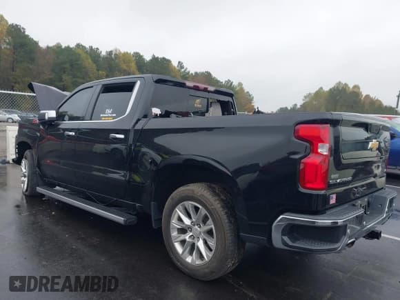 ✅ 2022 Chevrolet Silverado 1500 LTZ • VIN: 3GCUYGED6NG153001 • Lot: 43560026. Wystawiony na IAAI z przebiegiem 77 934 mil. Bezpłatny archiwum sprzedaży aukcyjnych z USA i szczegółowy raport historii pojazdu na DreamBid. Zdjęcie 3.