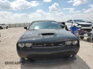 ✅ 2013 Dodge Challenger SRT-8 • VIN: 2C3CDYCJ5DH685624 • Lot: 68655694. Wystawiony na Copart z przebiegiem 51 068 mil. Bezpłatny archiwum sprzedaży aukcyjnych z USA i szczegółowy raport historii pojazdu na DreamBid. Zdjęcie 5.