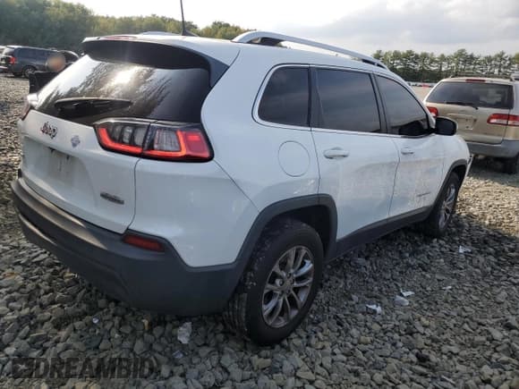 ✅ 2019 Jeep Cherokee Altitude • VIN: 1C4PJMLB5KD254072 • Лот: 81459955. Опубликован ранее на Copart с пробегом 90 381 миль. Бесплатный доступ к архиву аукционных продаж из США и подробный отчёт об истории автомобиля на DreamBid. Изображение 3.