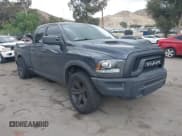 ✅ 2021 Ram 1500 Warlock • VIN: 1C6RR6GGXMS526933 • Lot: 43431124. Wystawiony na IAAI z przebiegiem 128 186 mil. Bezpłatny archiwum sprzedaży aukcyjnych z USA i szczegółowy raport historii pojazdu na DreamBid. Zdjęcie 1.