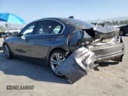 ✅ 2015 BMW 3 Series 335i • VIN: WBA3A9G51FNT09730 • Lot: 82208385. Wystawiony na Copart z przebiegiem 129 375 mil. Bezpłatny archiwum sprzedaży aukcyjnych z USA i szczegółowy raport historii pojazdu na DreamBid. Zdjęcie 2.