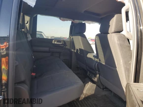 ✅ 2025 Chevrolet Silverado 2500HD Custom • VIN: 2GC4KME73S1178744 • Lot: 68050095. Wystawiony na Copart z przebiegiem Nie podano. Bezpłatny archiwum sprzedaży aukcyjnych z USA i szczegółowy raport historii pojazdu na DreamBid. Zdjęcie 10.