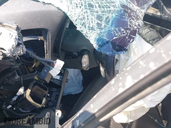 ✅ 2010 Lexus IS 350 C • VIN: JTHFE2C23A2500937 • Lot: 43125086. Listed on IAAI with Not provided. Free auction sales archive from the USA and detailed vehicle history report at DreamBid. Image 15.