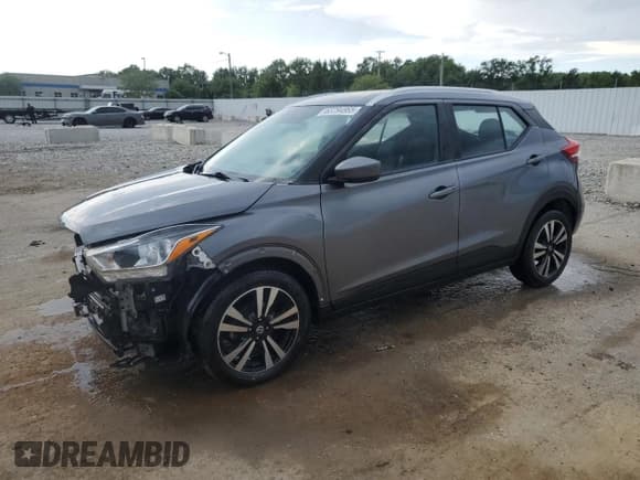 ✅ 2020 Nissan Kicks SV • VIN: 3N1CP5CV0LL490964 • Lot: 63794865. Wystawiony na Copart z przebiegiem 102 209 mil. Bezpłatny archiwum sprzedaży aukcyjnych z USA i szczegółowy raport historii pojazdu na DreamBid. Zdjęcie 1.