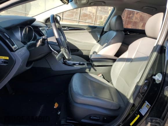 ✅ 2013 Hyundai Sonata SE • VIN: 5NPEC4AB4DH791887 • Lot: 76367894. Listed on Copart with 112,113 mi. Free auction sales archive from the USA and detailed vehicle history report at DreamBid. Image 7.