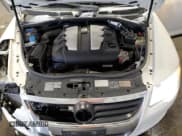 ✅ 2009 Volkswagen Touareg V6 • VIN: WVGFM77L69D035733 • Лот: 89385335. Опубликован ранее на Copart с пробегом 84 557 миль. Бесплатный доступ к архиву аукционных продаж из США и подробный отчёт об истории автомобиля на DreamBid. Изображение 12.