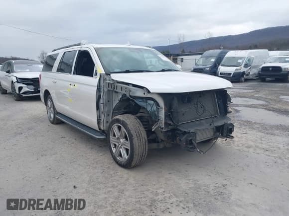 ✅ 2018 Ford Expedition Max XLT • VIN: 1FMJK1JT5JEA33072 • Lot: 43724732. Listed on IAAI with 126,724 mi. Free auction sales archive from the USA and detailed vehicle history report at DreamBid. Image 6.