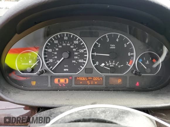 ✅ 2005 BMW 3 Series 330i • VIN: WBAEV53455KM40372 • Lot: 80758844. Listed on Copart with 149,065 mi. Free auction sales archive from the USA and detailed vehicle history report at DreamBid. Image 9.