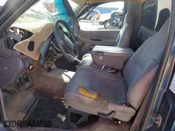 2001 Dodge 1500 Work Special с VIN 1B7HC16X21S272947, выставлен на аукционе Copart как лот 85103274 с пробегом Не указан миль и Списание • Salvage title. История ставок и продаж доступна на DreamBid. Изображение 7.