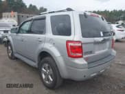 ✅ 2009 Ford Escape Limited • VIN: 1FMCU04G39KA92288 • Lot: 43573741. Listed on IAAI with 143,621 mi. Free auction sales archive from the USA and detailed vehicle history report at DreamBid. Image 3.