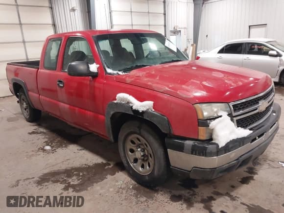 ✅ 2006 Chevrolet Silverado 1500 LT2 • VIN: 1GCEC19Z16Z238092 • Lot: 43867141. Listed on IAAI with 162,194 mi. Free auction sales archive from the USA and detailed vehicle history report at DreamBid. Image 1.