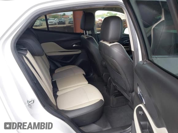 ✅ 2020 Buick Encore Preferred • VIN: KL4CJESB7LB085038 • Lot: 42678774. Listed on IAAI with 58,508 mi. Free auction sales archive from the USA and detailed vehicle history report at DreamBid. Image 8.