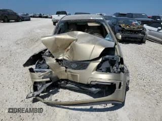 ✅ 2008 Kia Rio LX • VIN: KNADE123586383830 • Lot: 66807804. Wystawiony na Copart z przebiegiem 236 377 mil. Bezpłatny archiwum sprzedaży aukcyjnych z USA i szczegółowy raport historii pojazdu na DreamBid. Zdjęcie 5.