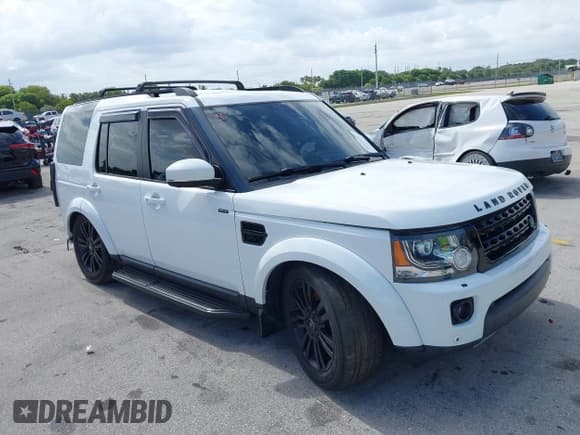 ✅ 2016 Land Rover LR4 HSE Lux • VIN: SALAK2V68GA784237 • Lot: 39564083. Listed on IAAI with Not provided. Free auction sales archive from the USA and detailed vehicle history report at DreamBid. Image 1.