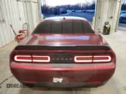 ✅ 2017 Dodge Challenger T/A 392 • VIN: 2C3CDZFJ0HH588340 • Lot: 77610033. Wystawiony na Copart z przebiegiem 25 769 mil. Bezpłatny archiwum sprzedaży aukcyjnych z USA i szczegółowy raport historii pojazdu na DreamBid. Zdjęcie 6.