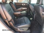 ✅ 2023 Ford Explorer XLT • VIN: 1FMSK7DH4PGB32963 • Lot: 84272525. Wystawiony na Copart z przebiegiem 18 793 mil. Bezpłatny archiwum sprzedaży aukcyjnych z USA i szczegółowy raport historii pojazdu na DreamBid. Zdjęcie 11.