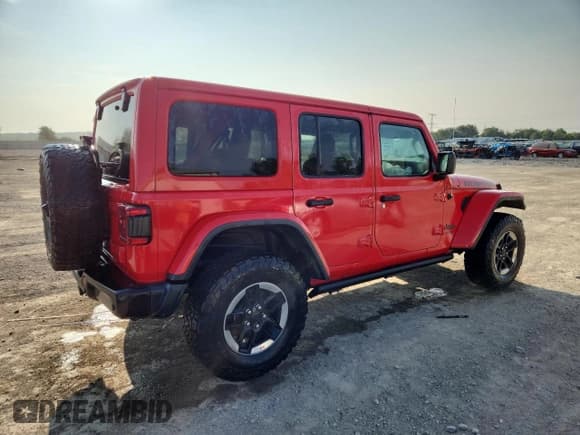 ✅ 2018 Jeep Wrangler Unlimited Rubicon • VIN: 1C4HJXFG6JW257109 • Lot: 71781835. Listed on Copart with 49,342 mi. Free auction sales archive from the USA and detailed vehicle history report at DreamBid. Image 3.