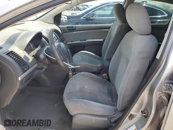 ✅ 2010 Nissan Sentra S • VIN: 3N1AB6AP1AL619811 • Lot: 68867235. Listed on Copart with 209,857 mi. Free auction sales archive from the USA and detailed vehicle history report at DreamBid. Image 7.