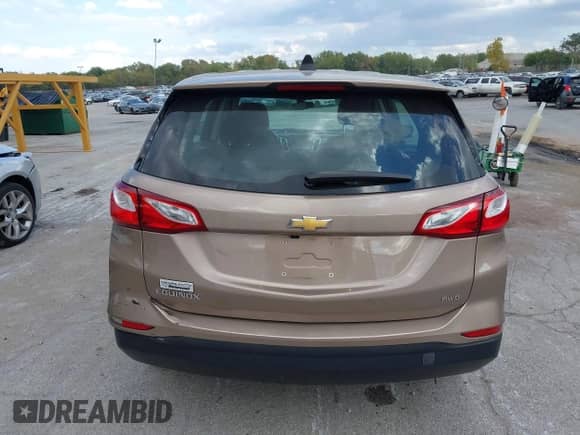 2019 Chevrolet Equinox LS с VIN 2GNAXSEV0K6175740, выставлен на аукционе IAAI как лот 43378037 с пробегом 68 892 миль миль и . История ставок и продаж доступна на DreamBid. Изображение 17.
