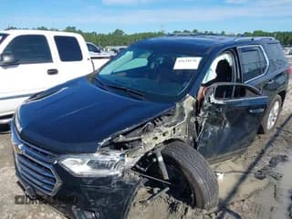 ✅ 2018 Chevrolet Traverse High Country • VIN: 1GNEVKKW5JJ102353 • Lot: 43124176. Wystawiony na IAAI z przebiegiem 110 000 mil. Bezpłatny archiwum sprzedaży aukcyjnych z USA i szczegółowy raport historii pojazdu na DreamBid. Zdjęcie 2.