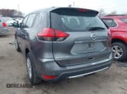 ✅ 2017 Nissan Rogue SL • VIN: 5N1AT2MV9HC732937 • Lot: 43742673. Wystawiony na IAAI z przebiegiem 155 011 mil. Bezpłatny archiwum sprzedaży aukcyjnych z USA i szczegółowy raport historii pojazdu na DreamBid. Zdjęcie 3.