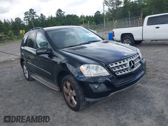 ✅ 2011 Mercedes-Benz M 350 • VIN: 4JGBB5GB3BA630417 • Лот: 42639674. Опубликован ранее на IAAI с пробегом 211 050 миль. Бесплатный доступ к архиву аукционных продаж из США и подробный отчёт об истории автомобиля на DreamBid. Изображение 1.