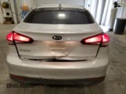 ✅ 2018 Kia Forte LX • VIN: 3KPFL4A71JE245368 • Lot: 69323995. Wystawiony na Copart z przebiegiem 109 057 mil. Bezpłatny archiwum sprzedaży aukcyjnych z USA i szczegółowy raport historii pojazdu na DreamBid. Zdjęcie 6.