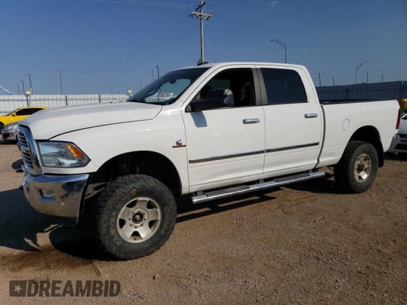 ✅ 2016 Ram 2500 Big Horn • VIN: 3C6UR5DL6GG153004 • Lot: 70055234. Listed on Copart with 150,082 mi. Free auction sales archive from the USA and detailed vehicle history report at DreamBid. Image 1.