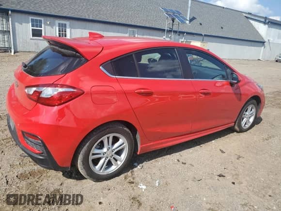 2017 Chevrolet Cruze LT z VIN 3G1BE6SM9HS580567, wystawiony jako Copart lot #68833115 z przebiegiem 40 005 mil mil oraz Szkoda całkowita • Salvage title. Historia ofert i sprzedaży dostępna na DreamBid. Obrazek 3.