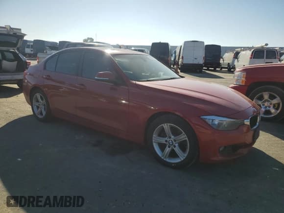 ✅ 2015 BMW 3 Series 328i • VIN: WBA3C1G51FNR50131 • Lot: 88363145. Listed on Copart with 86,214 mi. Free auction sales archive from the USA and detailed vehicle history report at DreamBid. Image 4.