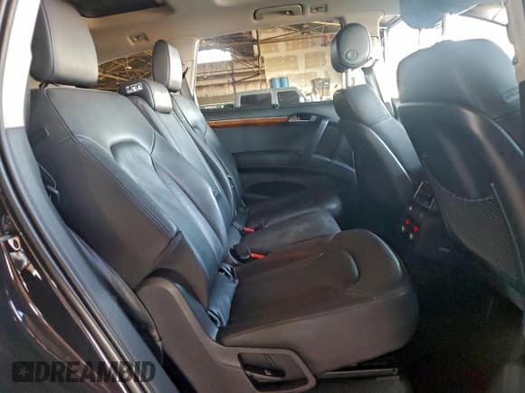 ✅ 2015 Audi Q7 Premium Plus • VIN: WA1LGBFE6FD005979 • Lot: 94187455. Listed on Copart with 94,131 mi. Free auction sales archive from the USA and detailed vehicle history report at DreamBid. Image 11.