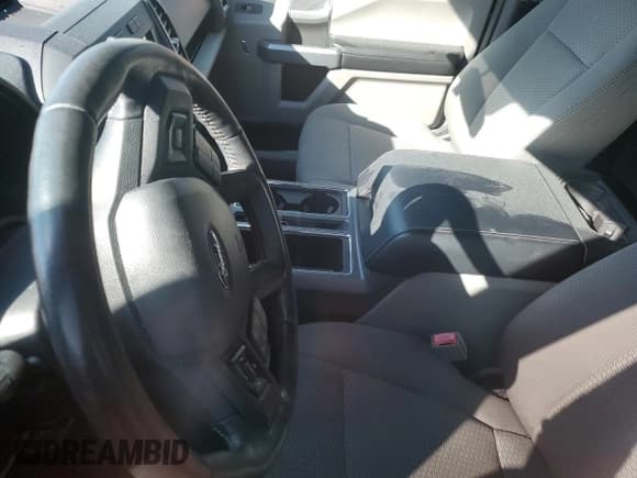 ✅ 2018 Ford F-150 XL • VIN: 1FTEW1EP1JFD33113 • Lot: 87026685. Listed on Copart with Not provided. Free auction sales archive from the USA and detailed vehicle history report at DreamBid. Image 8.