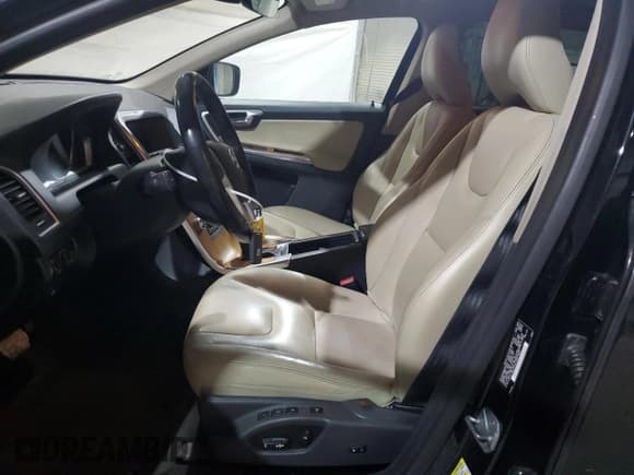 ✅ 2017 Volvo XC60 Inscription • VIN: YV449MRU1H2217543 • Lot: 69302805. Wystawiony na Copart z przebiegiem 115 204 mil. Bezpłatny archiwum sprzedaży aukcyjnych z USA i szczegółowy raport historii pojazdu na DreamBid. Zdjęcie 7.