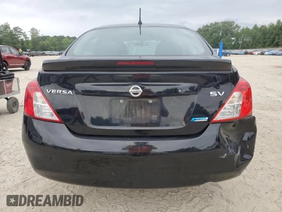 ✅ 2013 Nissan Versa S • VIN: 3N1CN7AP3DL864085 • Лот: 66299085. Опубликован ранее на Copart с пробегом 133 977 миль. Бесплатный доступ к архиву аукционных продаж из США и подробный отчёт об истории автомобиля на DreamBid. Изображение 6.